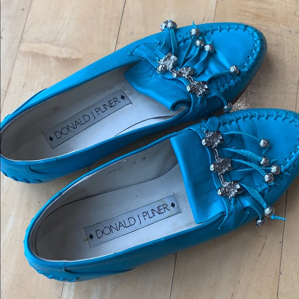 DONALD J PLINER Vintage Teal Loafer with Silver Charms - Picture 7 of 9